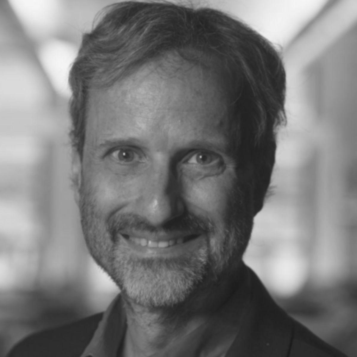 Andrew Lehren